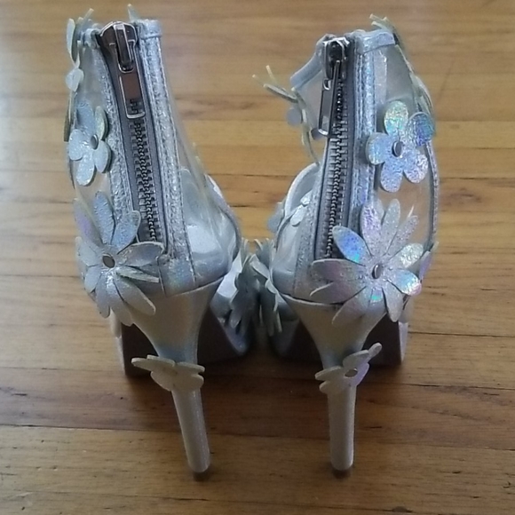 Sugarbaby Holographic Flower Heels Size 5 - Picture 3 of 6